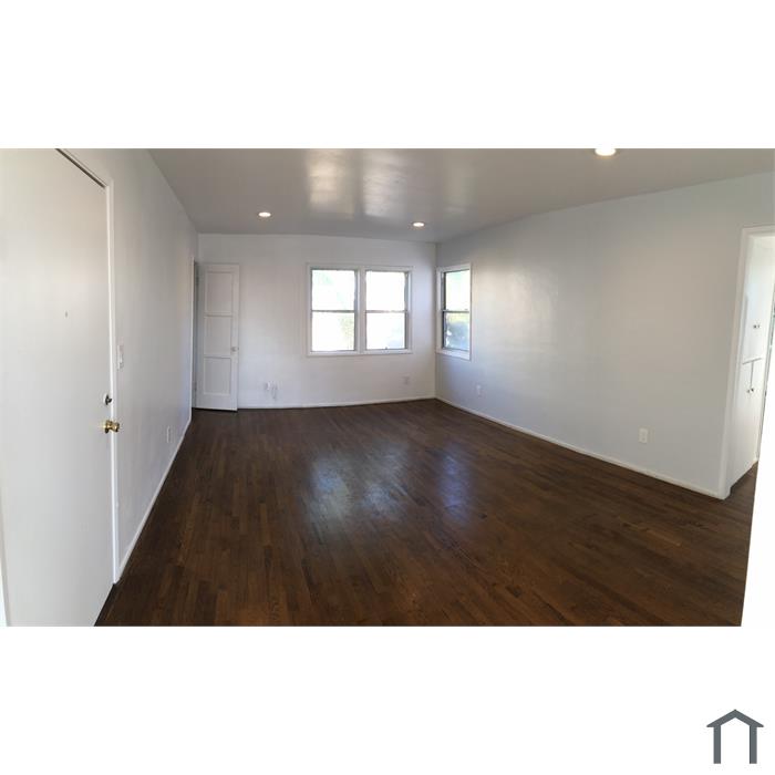 309 E 5th St