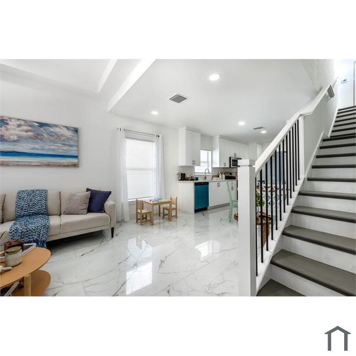 407 NW 12th Ave